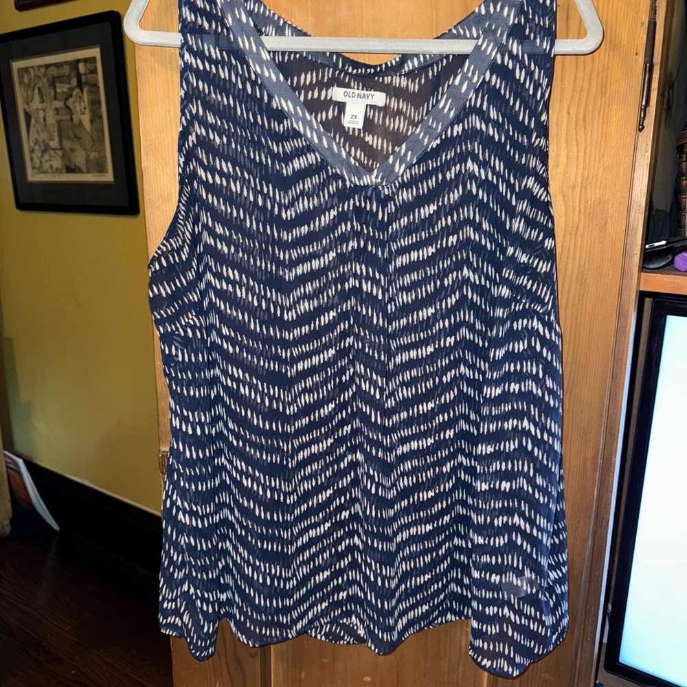 Old Navy Blue Sleeveless Relaxed Tank Top